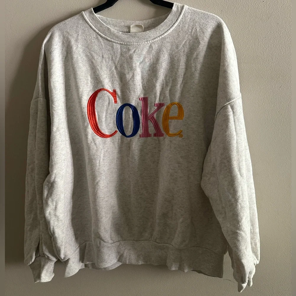 H&M Light Gray Coke Sweatshirt Size M